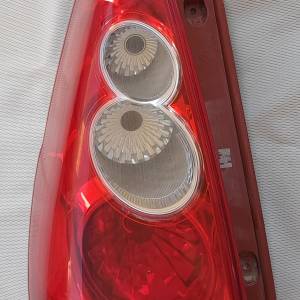 MAZDA 5 - Stražnja lijeva lampa