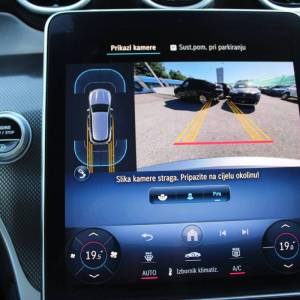 Mercedes-Benz GLC 300d 4MATIC AMG *PANORAMA, LED, NAVIGACIJA, KAMERA*