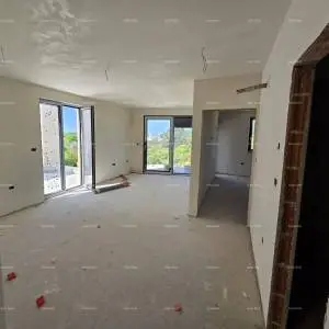 Moderno uređen stan u Medulinu, 2 km od mora, idealan za obitelj ili investiciju