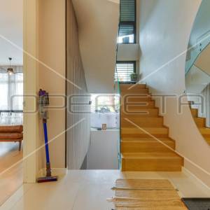 NAJAM, KUĆA, ZAGREB, GOLF TERENI, 160m2