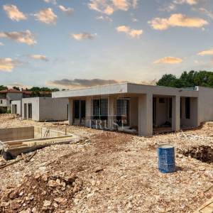 Nedešćina – Luksuzna premium vila s grijanim infinity bazenom
