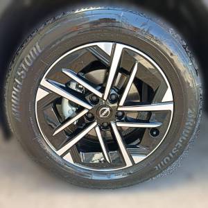 Nissan Juke 1.0 DIG-T 114 6MT N-CONNECTA