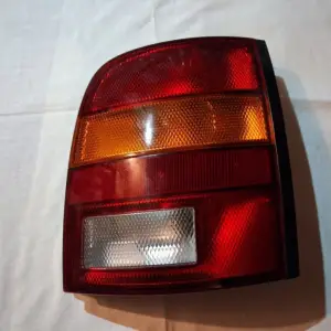 Nissan Micra ( 1992 - 1998) K11 - štop svijetlo