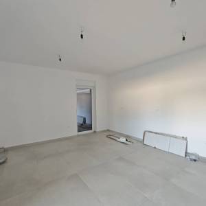 NOVALJA, PAG - Apartman u prizemlju, 400 m od mora