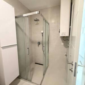 NOVALJA, PAG - Dvosobni apartman s vrtom