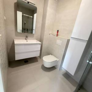NOVALJA, PAG - Dvosobni apartman s vrtom