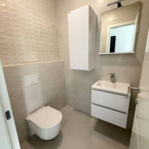 NOVALJA, PAG - Dvosobni apartman s vrtom