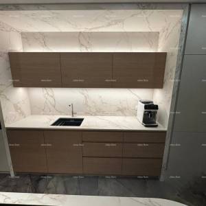 NOVIGRAD, LUKSUZNI PENTHOUSE S PANORAMSKIM POGLEDOM NA MORE
