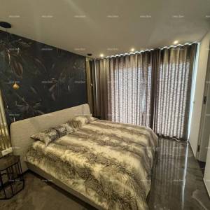 NOVIGRAD, LUKSUZNI PENTHOUSE S PANORAMSKIM POGLEDOM NA MORE