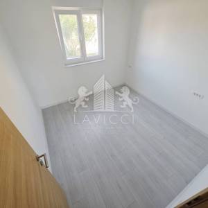 Novogradnja, dvojna kuća 500 m od mora - VIR