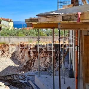 Okrug Gornji / otok Čiovo – S1 novogradnja s bazenom
