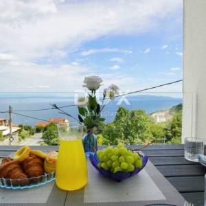 OPATIJA, BREGI - Stan s pogledom, bazen, 1SDB, 57m2
