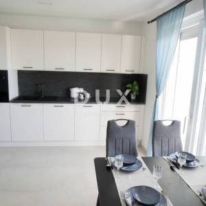 OPATIJA, BREGI - Stan s pogledom, bazen, 1SDB, 57m2