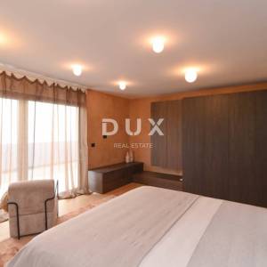 OPATIJA, CENTAR - dizajnerski penthouse s jacuzzijem i pogledom na more