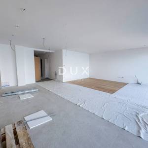 OPATIJA, CENTAR - fantastičan penthouse s pogledom u novogradnji iznad centra Opatije 