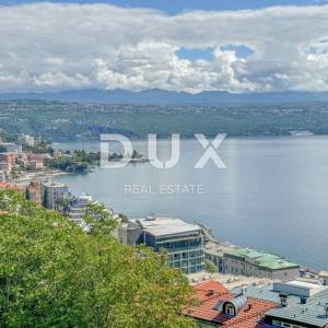 OPATIJA, CENTAR – luksuzan penthouse s panoramskim pogledom na more i garažom, top lokacija