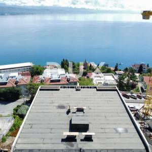 OPATIJA, CENTAR - moderan stan u novogradnji na top lokaciji s garažom, velikom terasom i jacuzzijem 