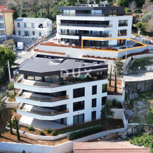 OPATIJA, CENTAR - novogradnja luksuznog standarda u Opatiji s garažom, vlastitim vrtom, vrhunski stan