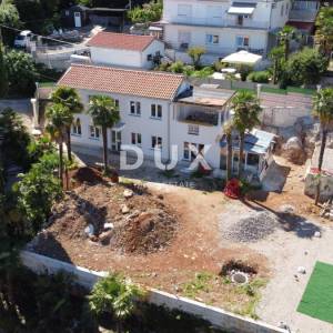 OPATIJA, CENTAR - potpuno renovirana kuća s pogledom na more, iznad centra Opatije