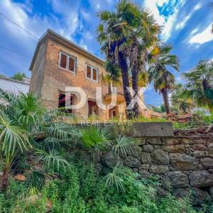 OPATIJA, CENTAR - potpuno renovirana kuća s pogledom na more, iznad centra Opatije
