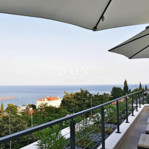 OPATIJA, CENTAR - rohbau butik hotel + zgrada sa 6 stanova + zemljište u centru Opatije, prilika za razvoj