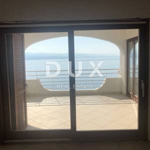 OPATIJA, CENTAR - samostojeća villa 605m2 s pogledom na more + okoliš 600m2