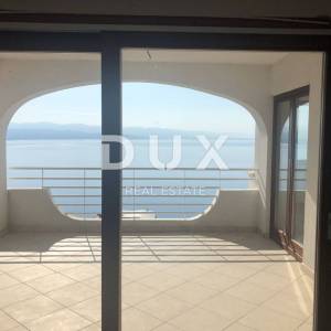 OPATIJA, CENTAR - samostojeća villa 605m2 s pogledom na more + okoliš 600m2