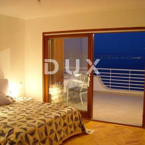 OPATIJA, CENTAR - samostojeća villa 605m2 s pogledom na more + okoliš 600m2