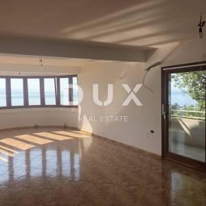 OPATIJA, CENTAR - samostojeća villa 605m2 s pogledom na more + okoliš 600m2