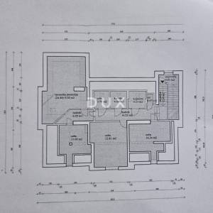 OPATIJA, CENTAR - stan 100m2 u prekrasnoj austrougarskoj vili s prekrasnim pogledom na more 