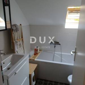 OPATIJA, CENTAR - stan 100m2 u prekrasnoj austrougarskoj vili s prekrasnim pogledom na more 