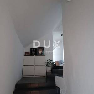 OPATIJA, CENTAR - stan 100m2 u prekrasnoj austrougarskoj vili s prekrasnim pogledom na more 