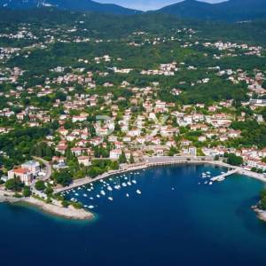 OPATIJA, IKA - Građevinsko zemljište s pogledom na more i pravomoćnom dozvolom 1712m2
