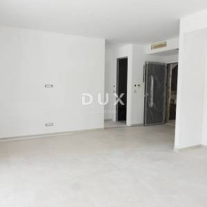 OPATIJA, IKA - novogradnja stan 101m2 samo 100 metara od mora, terasa, parking, spremište
