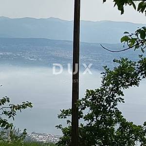 OPATIJA, LOVRAN, DOBREĆ- zemljište 1415m2 S GRAĐEVINSKOM DOZVOLOM!!! i prekrasnim pogledom na more 