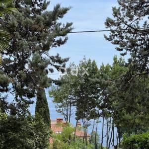 OPATIJA, LOVRAN – ekskluzivna kuća na mirnoj lokaciji 200 m od mora