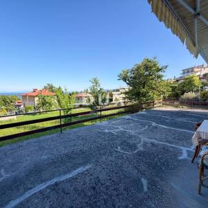 OPATIJA, LOVRAN - Samostojeća kuća i zemljište 1250m2 s pogledom na more samo 300m od centra