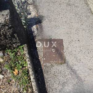 OPATIJA, MATULJI- građevinsko zemljište 1334m2 s pogledom na more za stambenu zgradu– stanove ili poslovno- stambenu zgradu/ ob...
