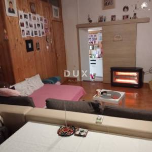 OPATIJA, MATULJI, JURDANI - kuća s garažom i 863 m2 okućnice!!! PRILIKA!!!