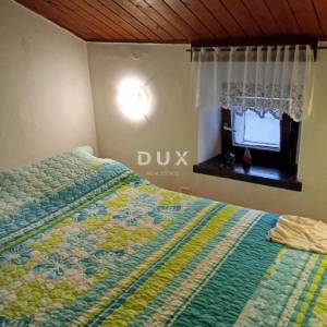 OPATIJA, MATULJI, JURDANI - kuća s garažom i 863 m2 okućnice!!! PRILIKA!!!