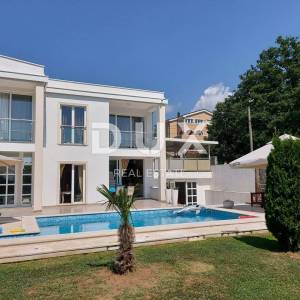 OPATIJA, MATULJI- kuća (zgrada) 440m2 s pogledom na more i s bazenom + uređena okućnica 1400m2