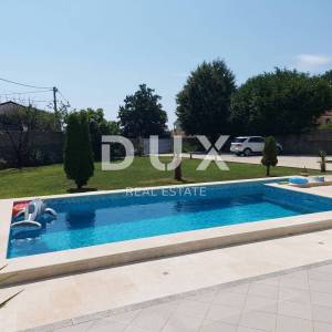 OPATIJA, MATULJI- kuća (zgrada) 440m2 s pogledom na more i s bazenom + uređena okućnica 1400m2