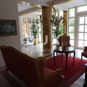 OPATIJA, MATULJI- kuća (zgrada) 440m2 s pogledom na more i s bazenom + uređena okućnica 1400m2
