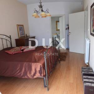 OPATIJA, MATULJI- kuća (zgrada) 440m2 s pogledom na more i s bazenom + uređena okućnica 1400m2