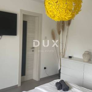 OPATIJA, MATULJI - Obiteljska vila  s dva stana , garažom i bazenom! 