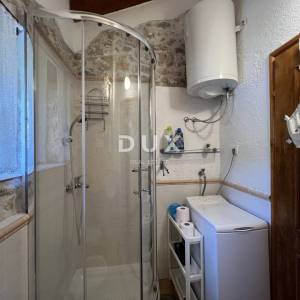 OPATIJA, MOŠĆENIČKA DRAGA – renovirana kamena kuća s panoramskim pogledom na more i dvije terase