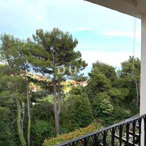 OPATIJA, MOŠĆENIČKA DRAGA - vrhunska investicija, stan s terasom i parkingom, pogled na more, dvije spavaće sobe