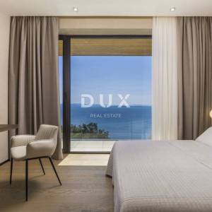 OPATIJA, MOŠĆENIČKA DRAGA - luksuzna vila s bazenom na vrh poziciji s panoramskim pogledom na more