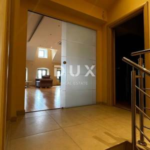 OPATIJA  - stan 185m2 sa pogledom na more
