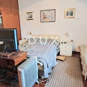  OPATIJA - Stan u prizemlju povijesne vile s vlastitim vrtom i ulazom: mirna oaza blizu mora
